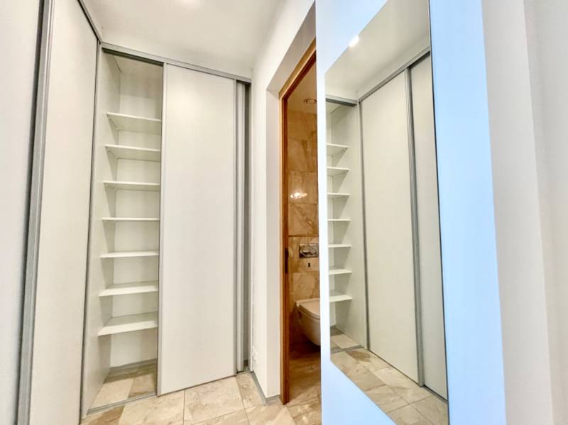 Arenda 5-i-bolee-komnat, 5-i-bolee-komnat, Hlboká cesta, Bratislava - 