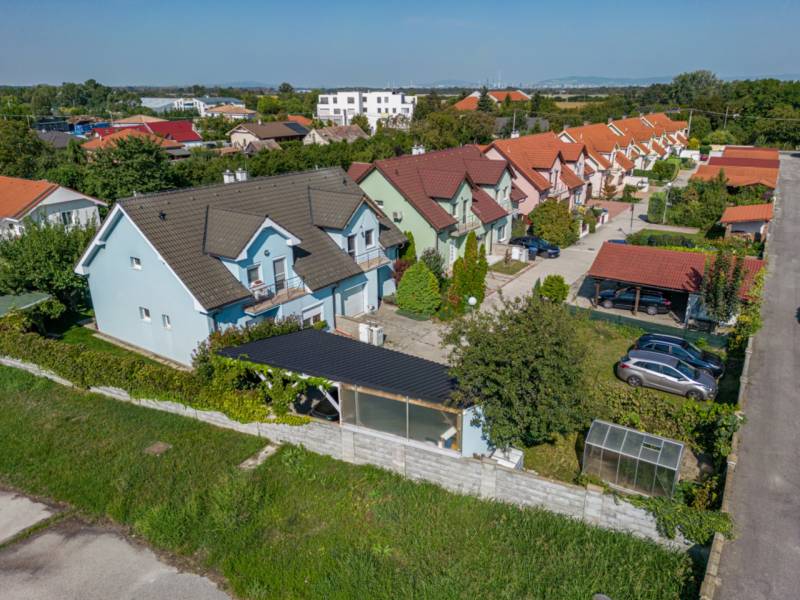 Prodazha CHastnye-doma, CHastnye-doma, Holubia, Senec, Slovakia