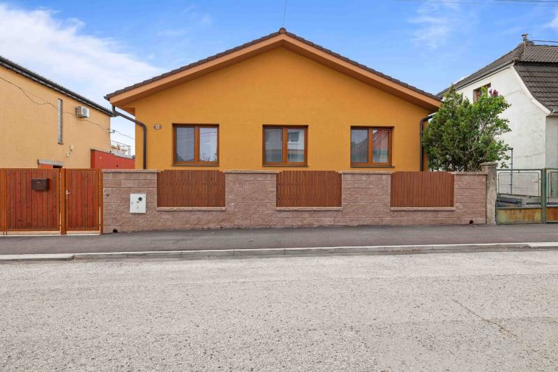 Prodazha CHastnye-doma, CHastnye-doma, Dobšinského, Pezinok, Slovakia