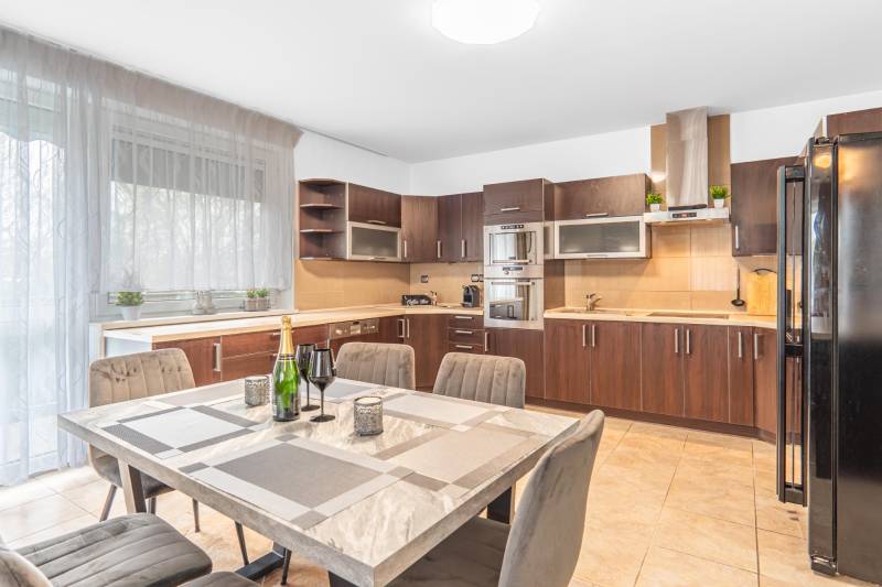Arenda 3-komnatnaya, 3-komnatnaya, Vajnorská, Bratislava - Nové Mesto,