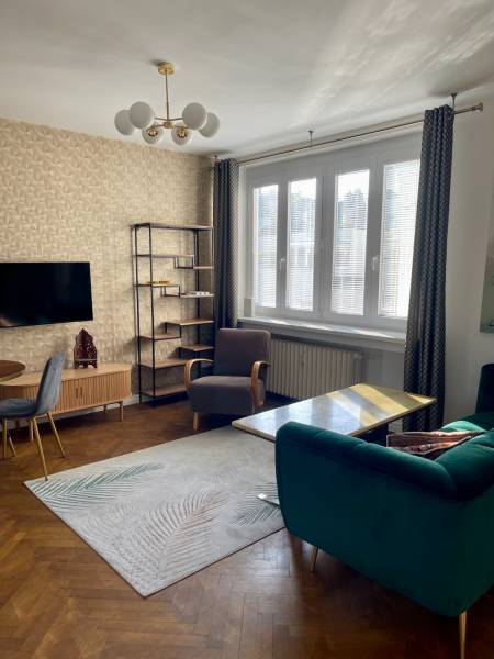 Arenda 3-komnatnaya, 3-komnatnaya, Hlboká cesta, Bratislava - Staré Me