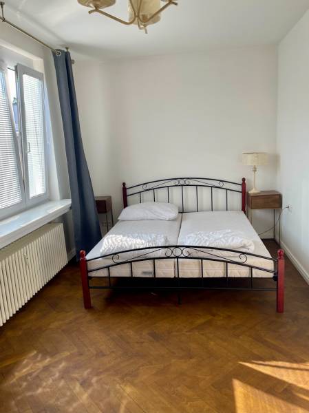 Arenda 3-komnatnaya, 3-komnatnaya, Hlboká cesta, Bratislava - Staré Me