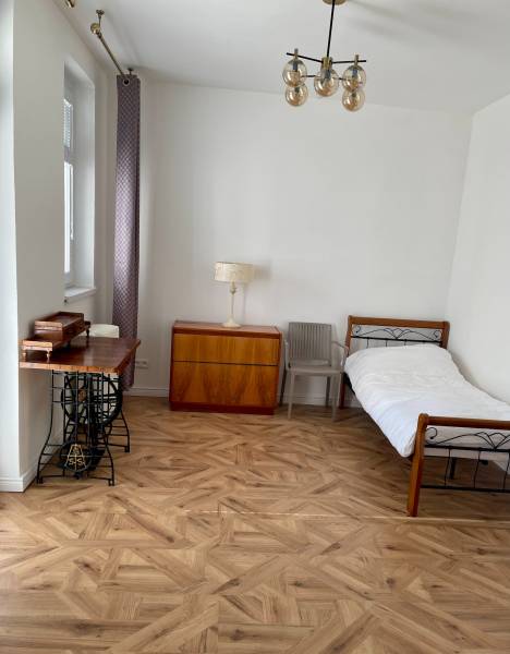 Arenda 3-komnatnaya, 3-komnatnaya, Hlboká cesta, Bratislava - Staré Me