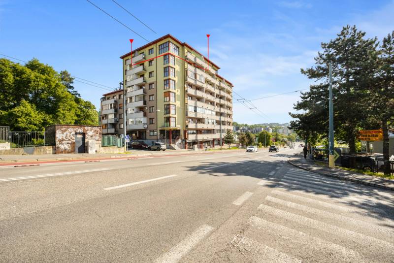 Prodazha 3-komnatnaya, 3-komnatnaya, Gabčíkova, Bratislava - Karlova V