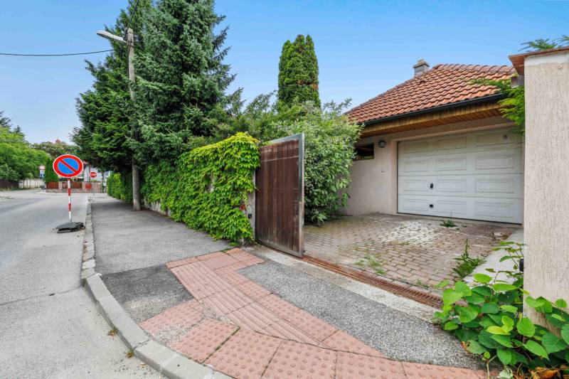 Arenda CHastnye-doma, CHastnye-doma, Borinská, Bratislava - Lamač, Slo