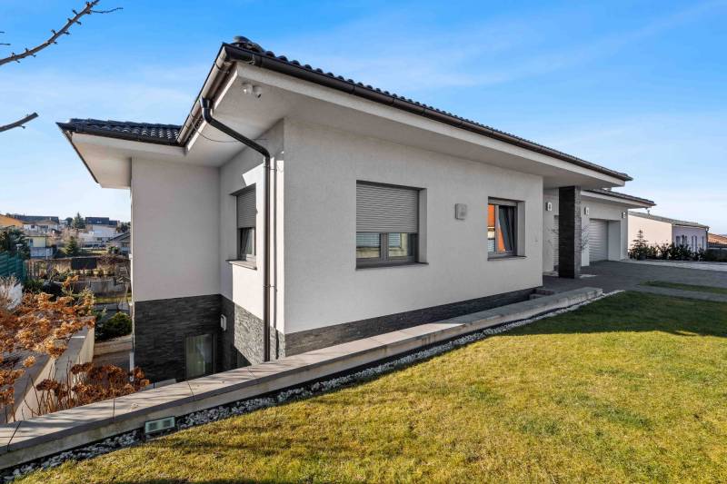 Prodazha CHastnye-doma, CHastnye-doma, Krištáľová, Nitra, Slovakia