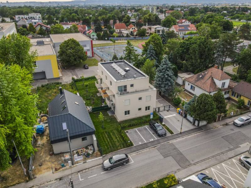 Prodazha 2-komnatnaya, 2-komnatnaya, Železničná, Bratislava - Vrakuňa,