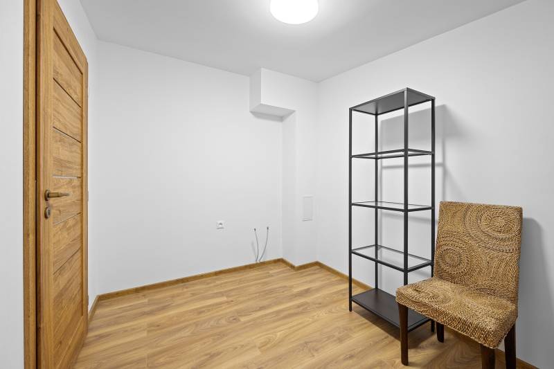 Prodazha 4-komnatnaya, 4-komnatnaya, Floriánske námestie, Bratislava -