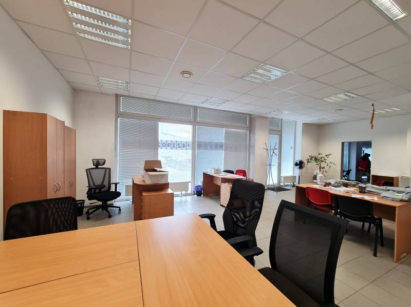 Arenda Torgovye-pomeshchenija, Torgovye-pomeshchenija, Opletalova, Bra