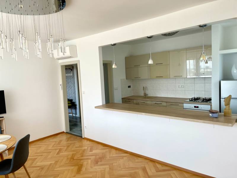 Arenda 2-komnatnaya, 2-komnatnaya, Palisády, Bratislava - Staré Mesto,
