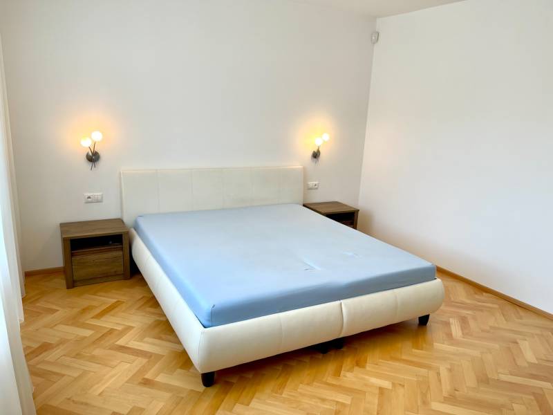 Arenda 2-komnatnaya, 2-komnatnaya, Palisády, Bratislava - Staré Mesto,
