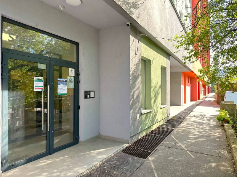 Arenda 2-komnatnaya, 2-komnatnaya, Strečnianska, Bratislava - Petržalk