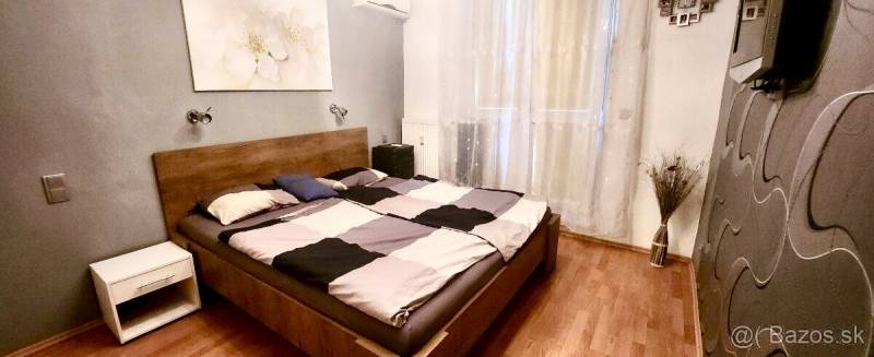 Prodazha 4-komnatnaya, 4-komnatnaya, Saratovská, Bratislava - Dúbravka