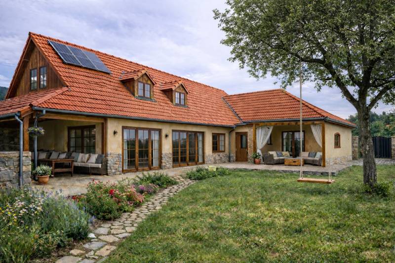 Prodazha CHastnye-doma, CHastnye-doma, Nirtrianske Sučany, Prievidza, 