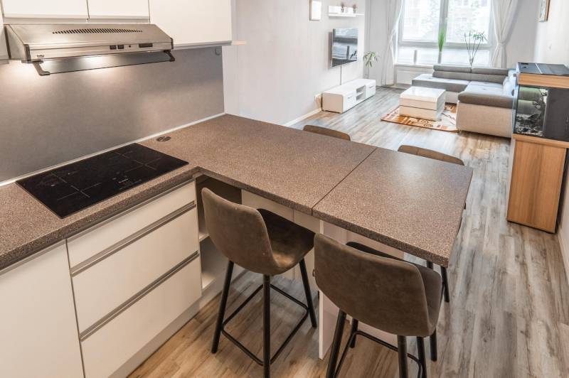 Arenda 3-komnatnaya, 3-komnatnaya, Bratislava - Nové Mesto, Slovakia