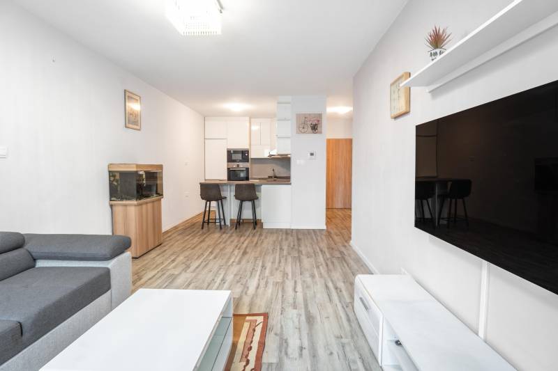 Arenda 3-komnatnaya, 3-komnatnaya, Bratislava - Nové Mesto, Slovakia