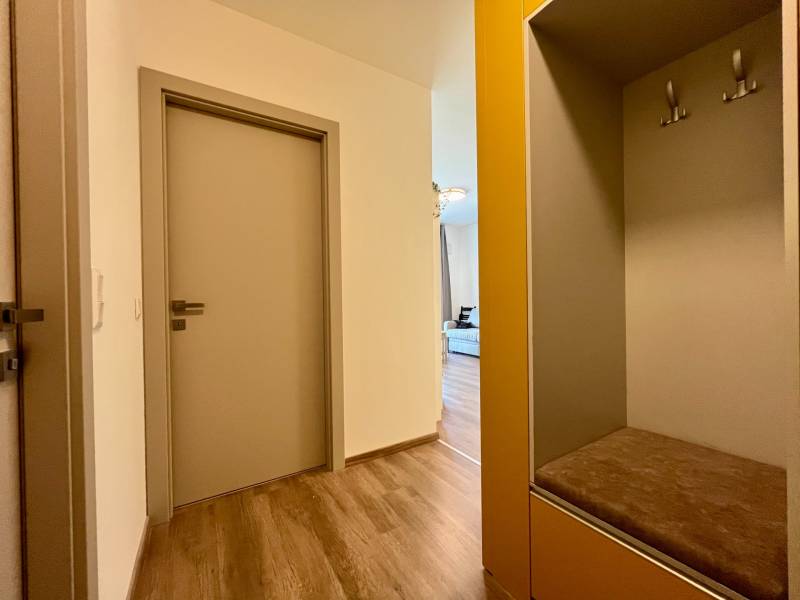Arenda 2-komnatnaya, 2-komnatnaya, Generala Goliana, Bratislava - Petr