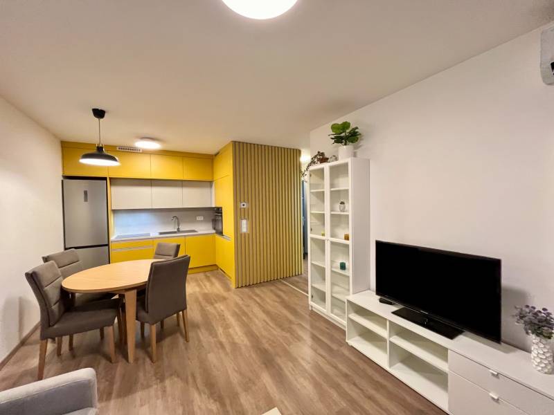 Arenda 2-komnatnaya, 2-komnatnaya, Generala Goliana, Bratislava - Petr