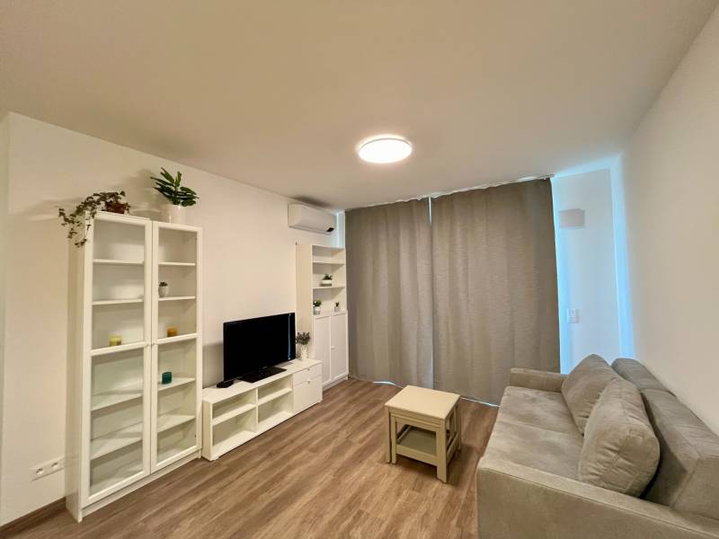Arenda 2-komnatnaya, 2-komnatnaya, Generala Goliana, Bratislava - Petr