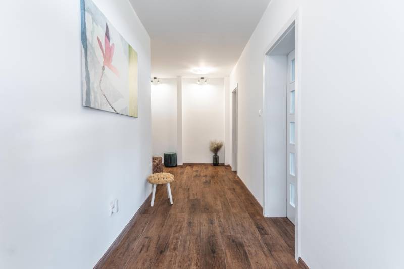 Prodazha CHastnye-doma, CHastnye-doma, K zlatému rohu, Bratislava - De