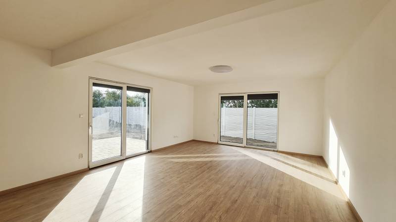 Prodazha CHastnye-doma, CHastnye-doma, Senec, Slovakia