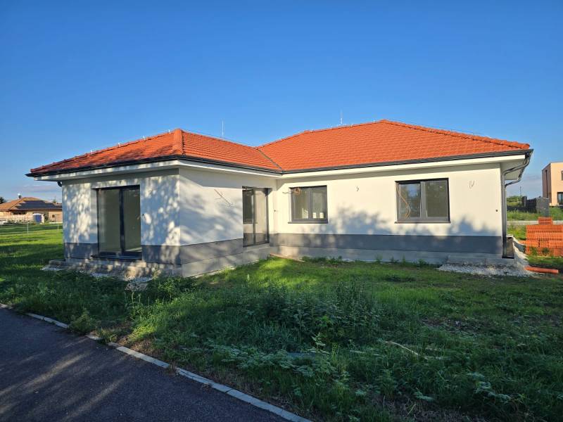 Prodazha CHastnye-doma, CHastnye-doma, Senec, Slovakia