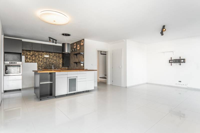 Prodazha 4-komnatnaya, 4-komnatnaya, Púpavová, Senec, Slovakia