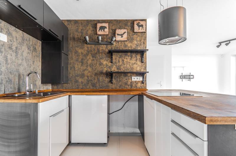 Prodazha 4-komnatnaya, 4-komnatnaya, Púpavová, Senec, Slovakia