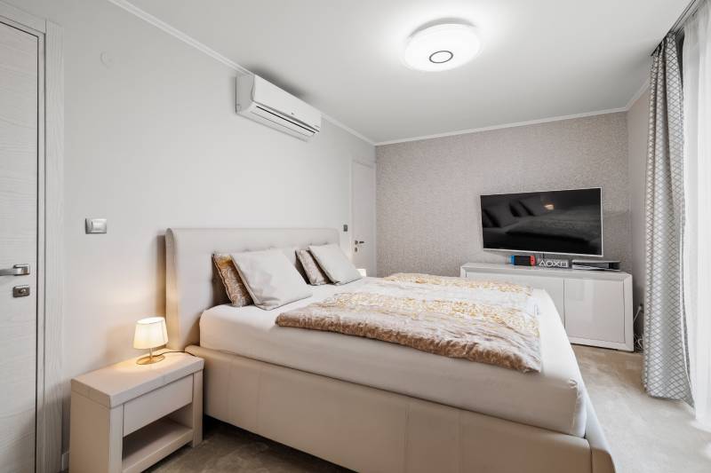 Современный дом в Братиславе с природой за порогом