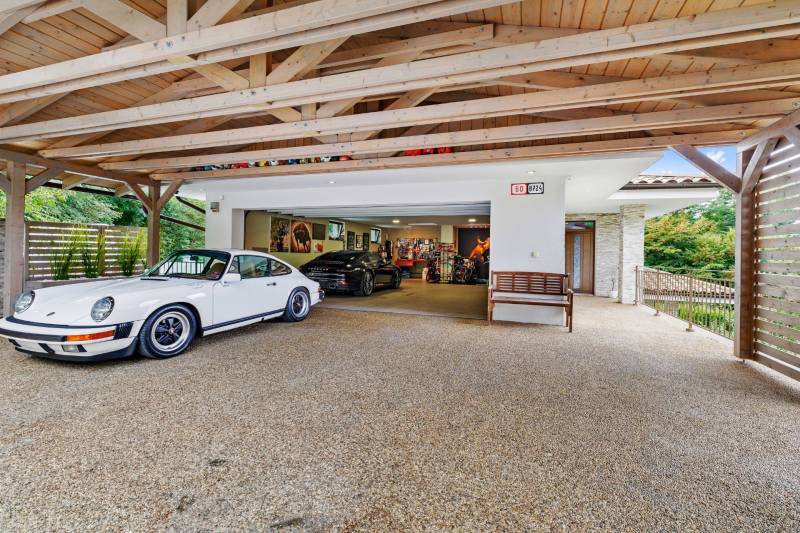 Современный дом в Братиславе с природой за порогом