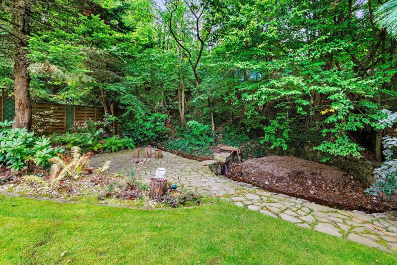 Современный дом в Братиславе с природой за порогом