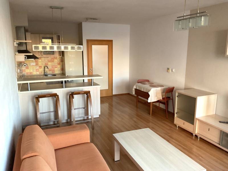 Arenda 2-komnatnaya, 2-komnatnaya, Bratislava - Dúbravka, Slovakia