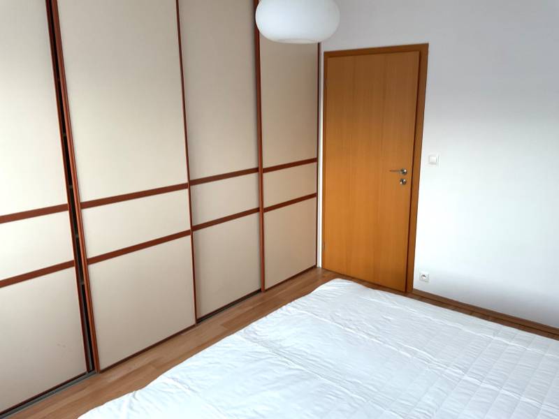 Arenda 2-komnatnaya, 2-komnatnaya, Bratislava - Dúbravka, Slovakia