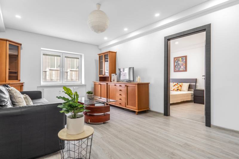 Prodazha 3-komnatnaya, 3-komnatnaya, Heydukova, Bratislava - Staré Mes