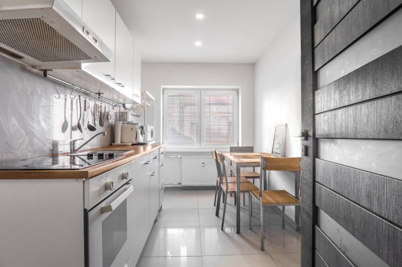 Prodazha 3-komnatnaya, 3-komnatnaya, Heydukova, Bratislava - Staré Mes