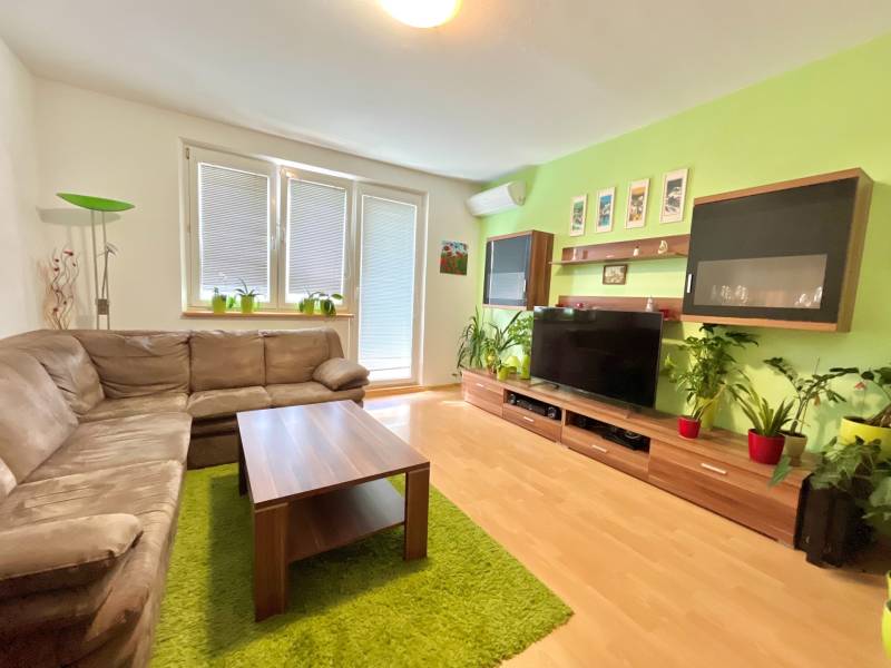 Arenda 3-komnatnaya, 3-komnatnaya, Pavla Horova, Bratislava - Devínska