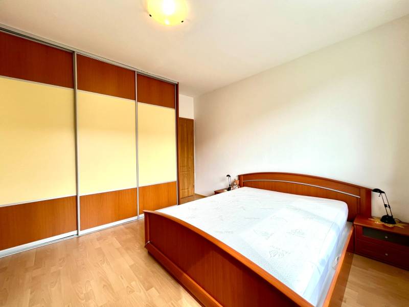 Arenda 3-komnatnaya, 3-komnatnaya, Pavla Horova, Bratislava - Devínska