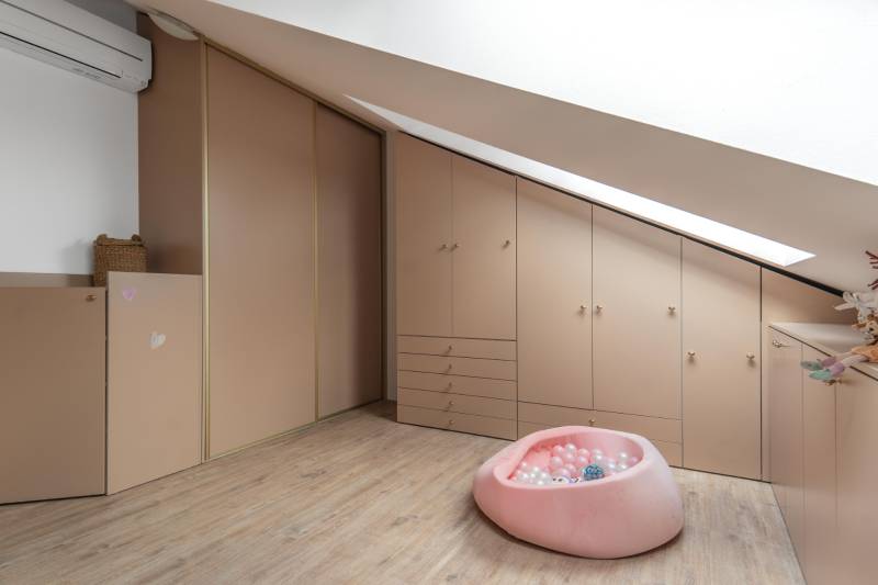 Prodazha 3-komnatnaya, 3-komnatnaya, Bernolákovská, Senec, Slovakia