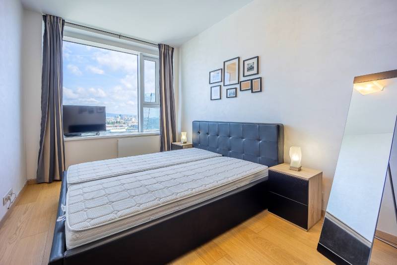 Солнечная 3-комнатная квартира с видом на Дунай в Братиславе