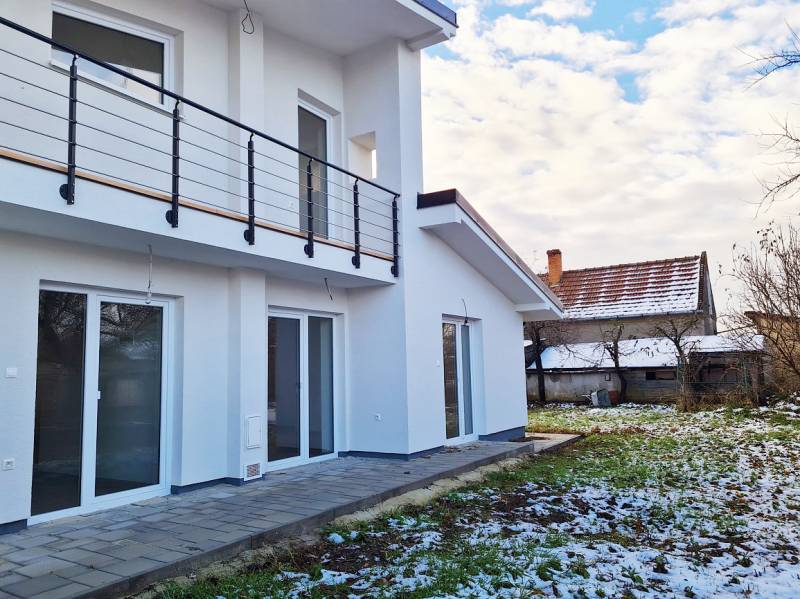Prodazha CHastnye-doma, CHastnye-doma, Nová, Senec, Slovakia