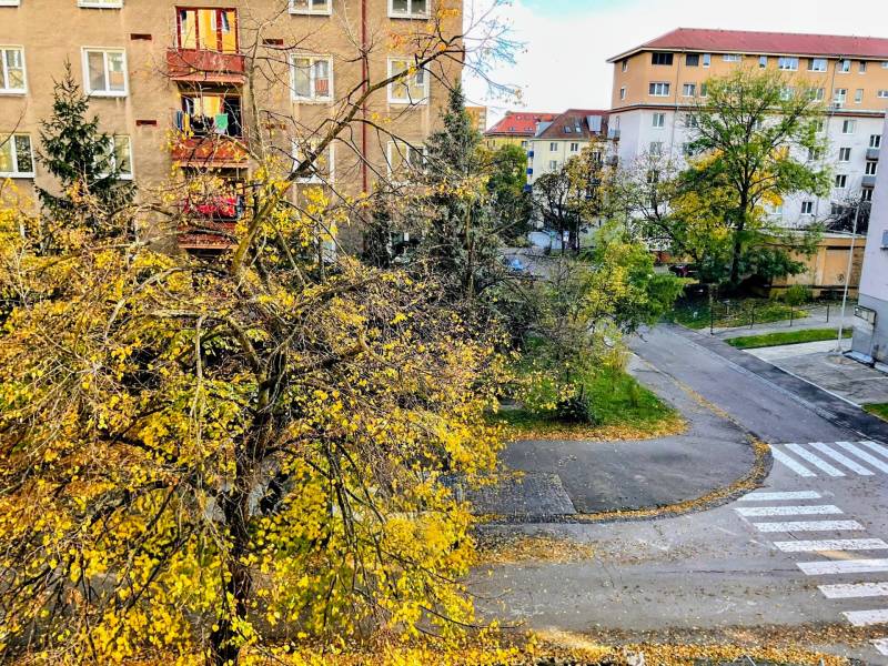 Prodazha 3-komnatnaya, 3-komnatnaya, Sibírska, Bratislava - Nové Mesto