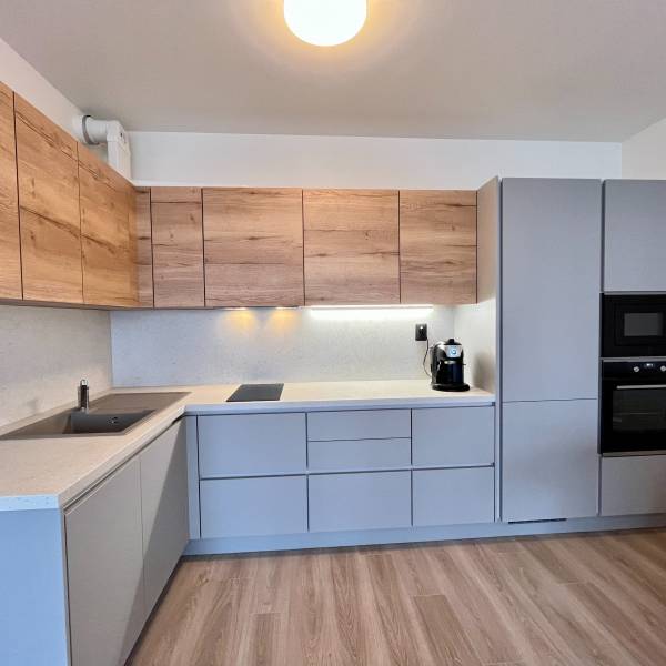 Arenda 2-komnatnaya, 2-komnatnaya, Jána Langoša, Bratislava - Lamač, S