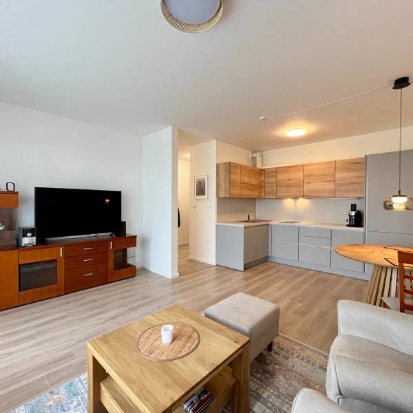 Arenda 2-komnatnaya, 2-komnatnaya, Jána Langoša, Bratislava - Lamač, S