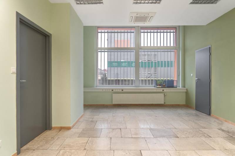 Prodazha Ofisy, Ofisy, Holíčska, Bratislava - Petržalka, Slovakia