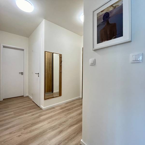 Arenda 2-komnatnaya, 2-komnatnaya, Jána Langoša, Bratislava - Lamač, S