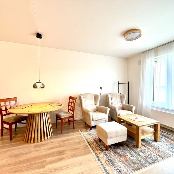 Arenda 2-komnatnaya, 2-komnatnaya, Jána Langoša, Bratislava - Lamač, S