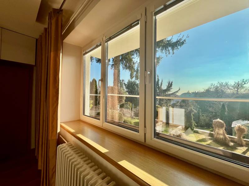 Arenda 4-komnatnaya, 4-komnatnaya, Revova, Bratislava - Staré Mesto, S