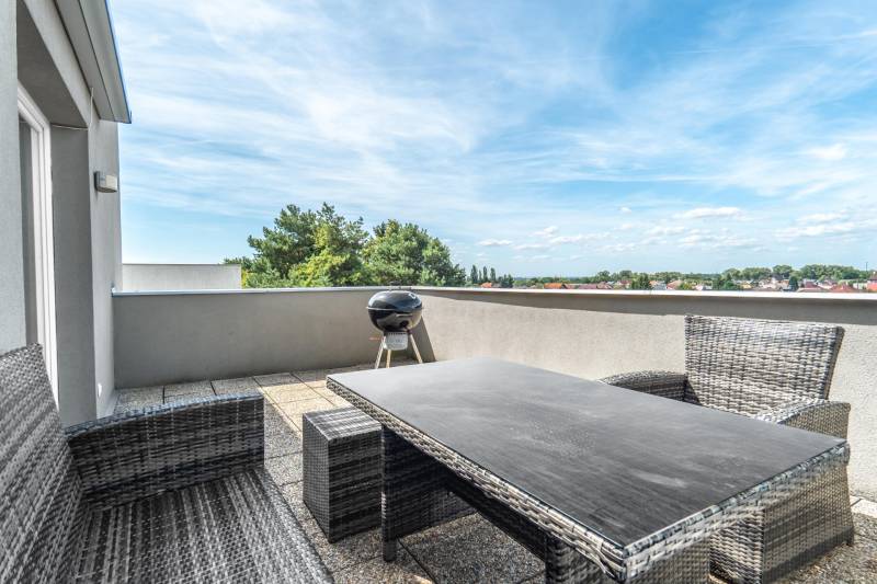 Arenda 4-komnatnaya, 4-komnatnaya, Cementárenská, Malacky, Slovakia