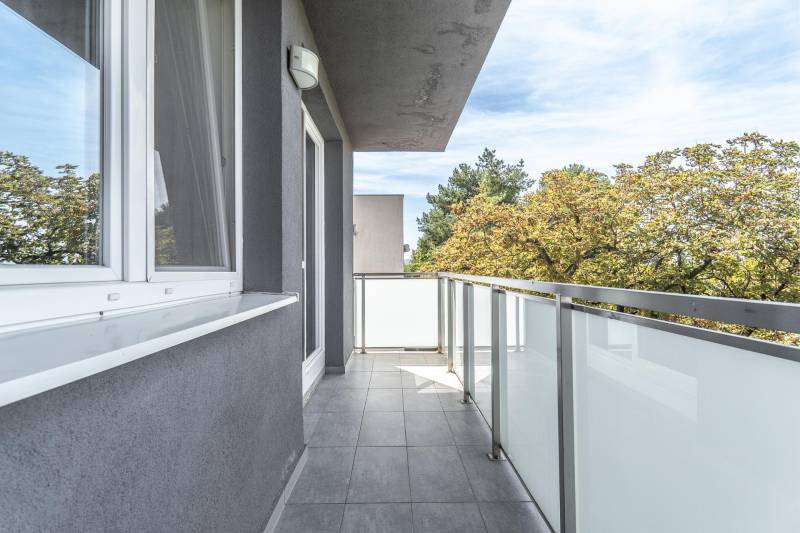 Arenda 4-komnatnaya, 4-komnatnaya, Cementárenská, Malacky, Slovakia