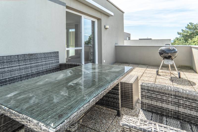 Arenda 4-komnatnaya, 4-komnatnaya, Cementárenská, Malacky, Slovakia